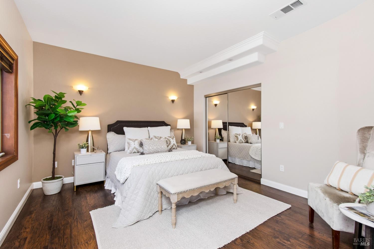 224 Cardwell Court Napa CA 94559