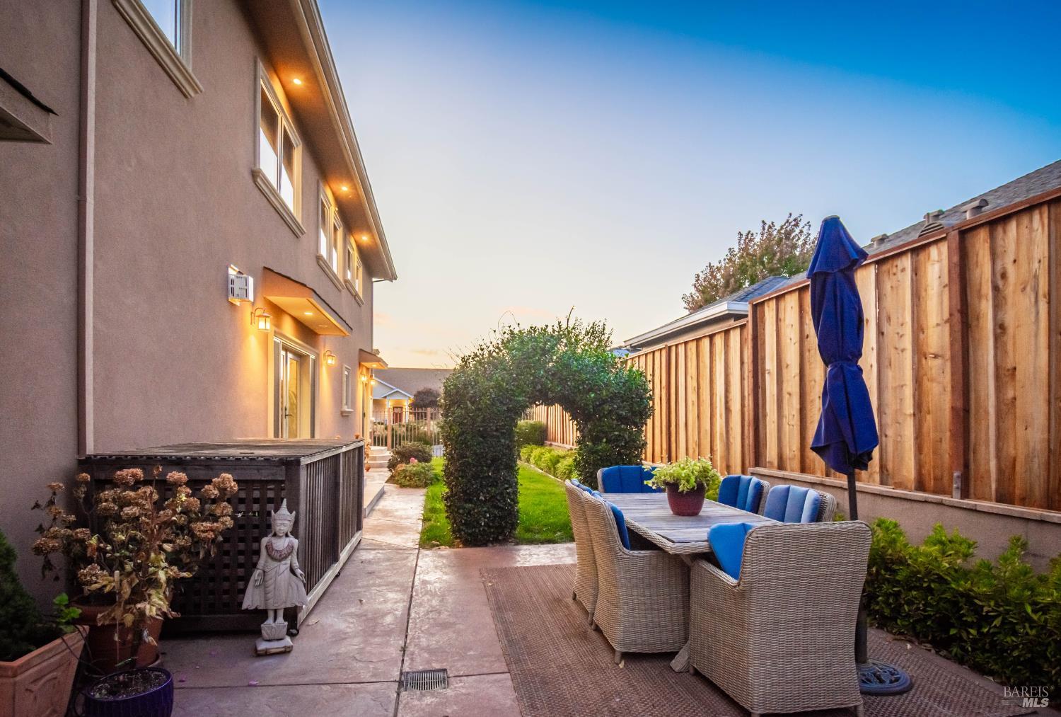 224 Cardwell Court Napa CA 94559