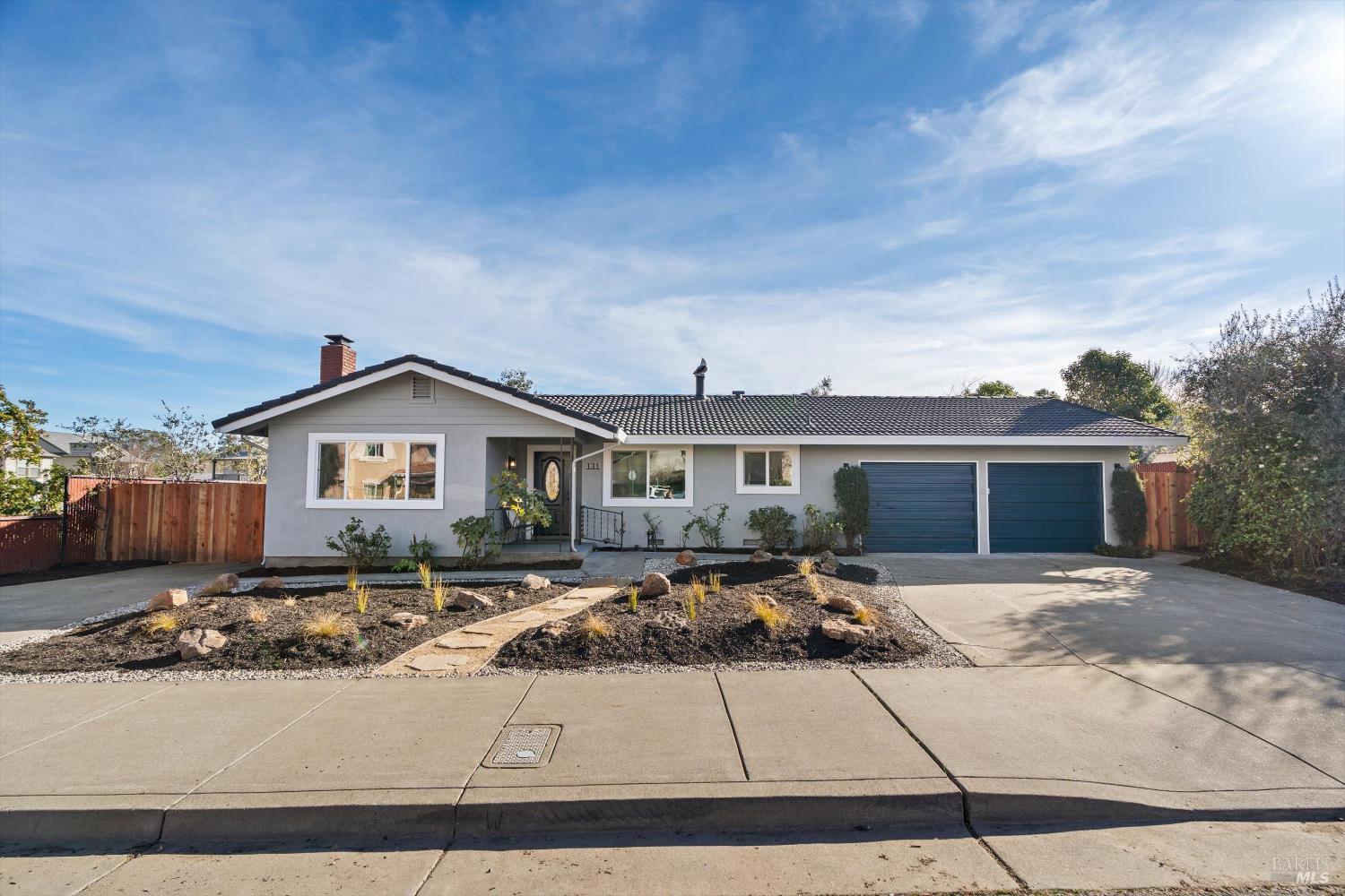 131 Healdsburg Avenue Cloverdale CA 95425