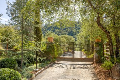 1015 Geysers Road Cloverdale CA 95425