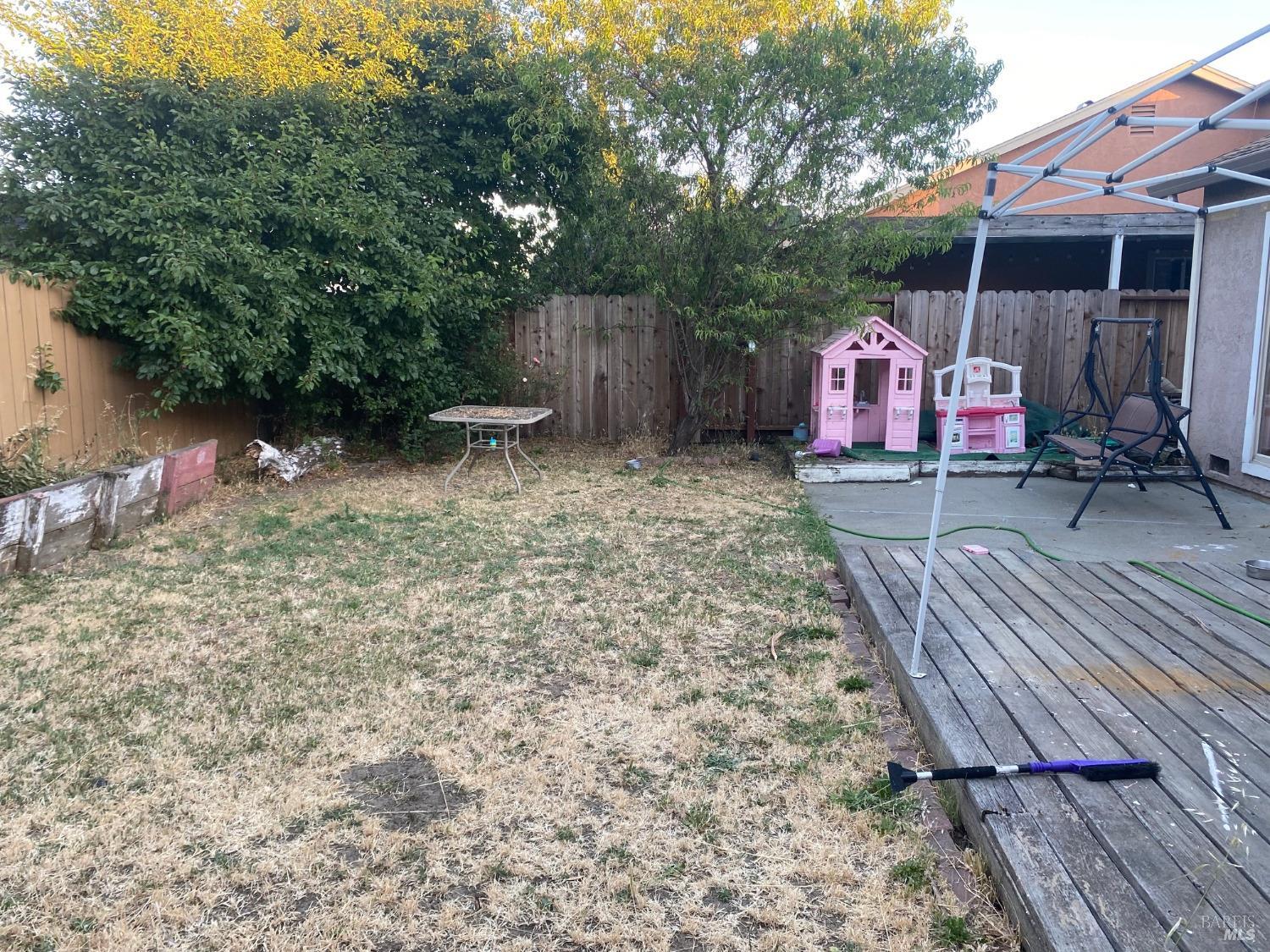 505 Crested Drive Suisun City CA 94585