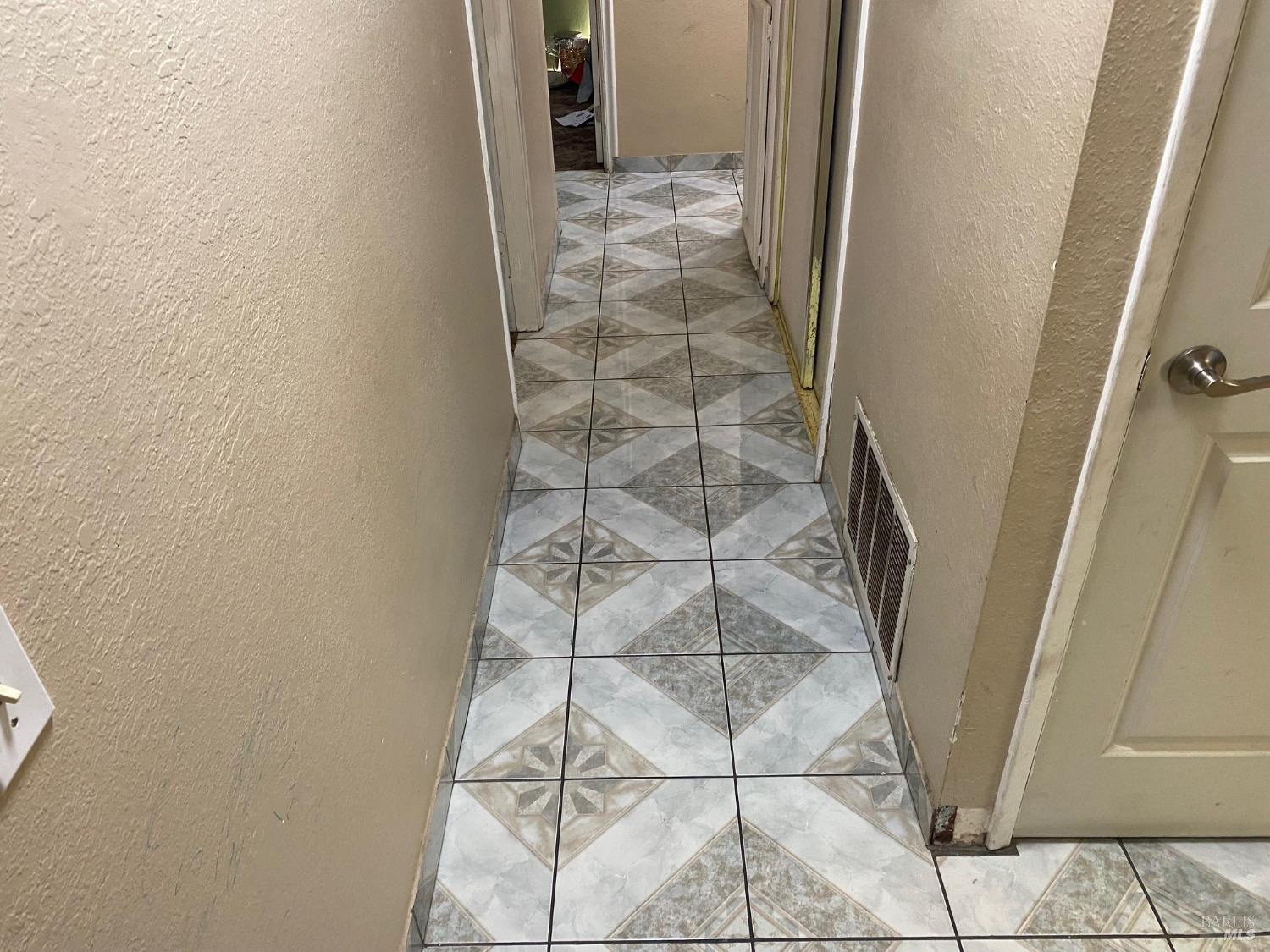 505 Crested Drive Suisun City CA 94585