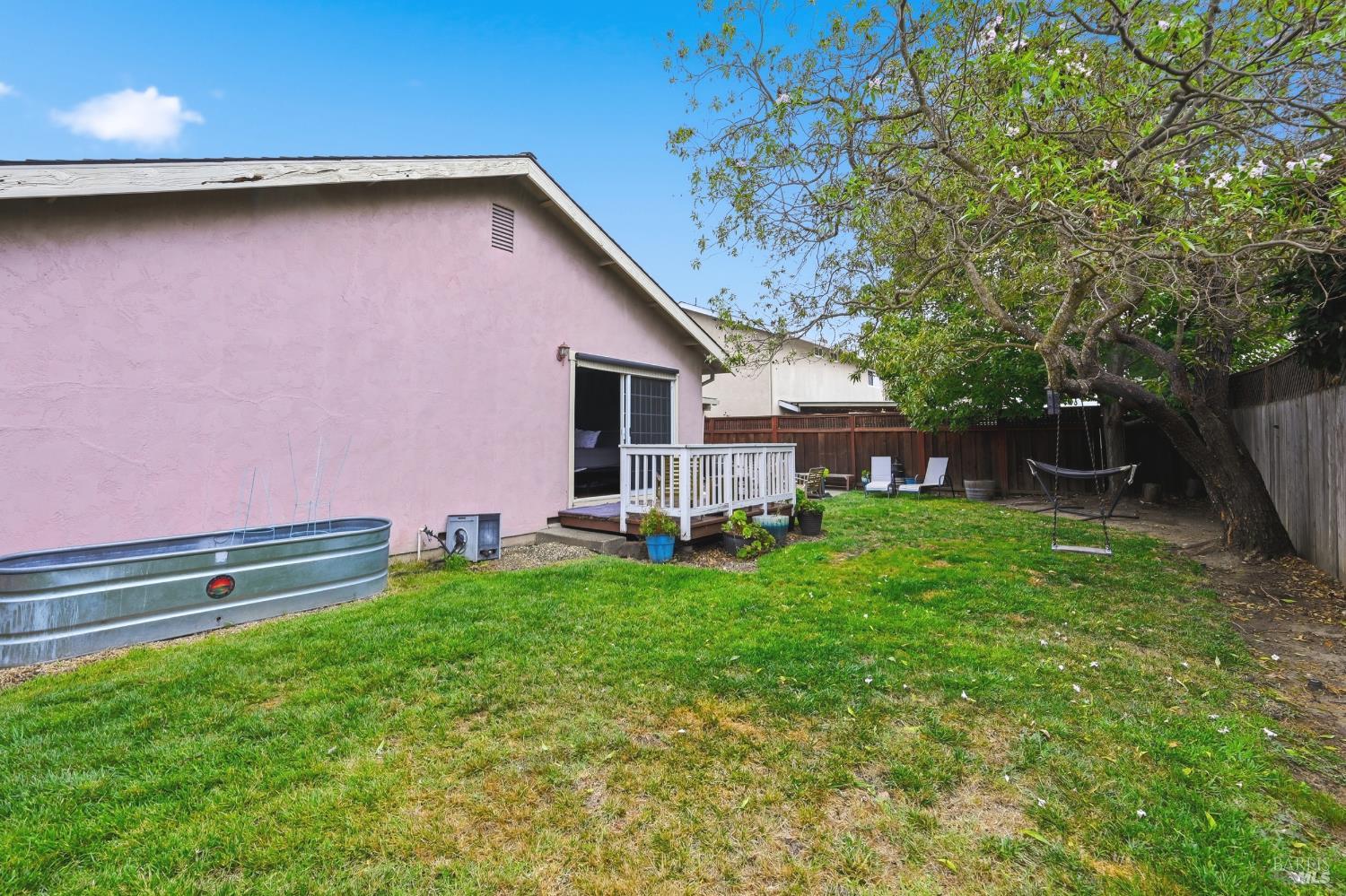 4127 Via La Paz Napa CA 94558