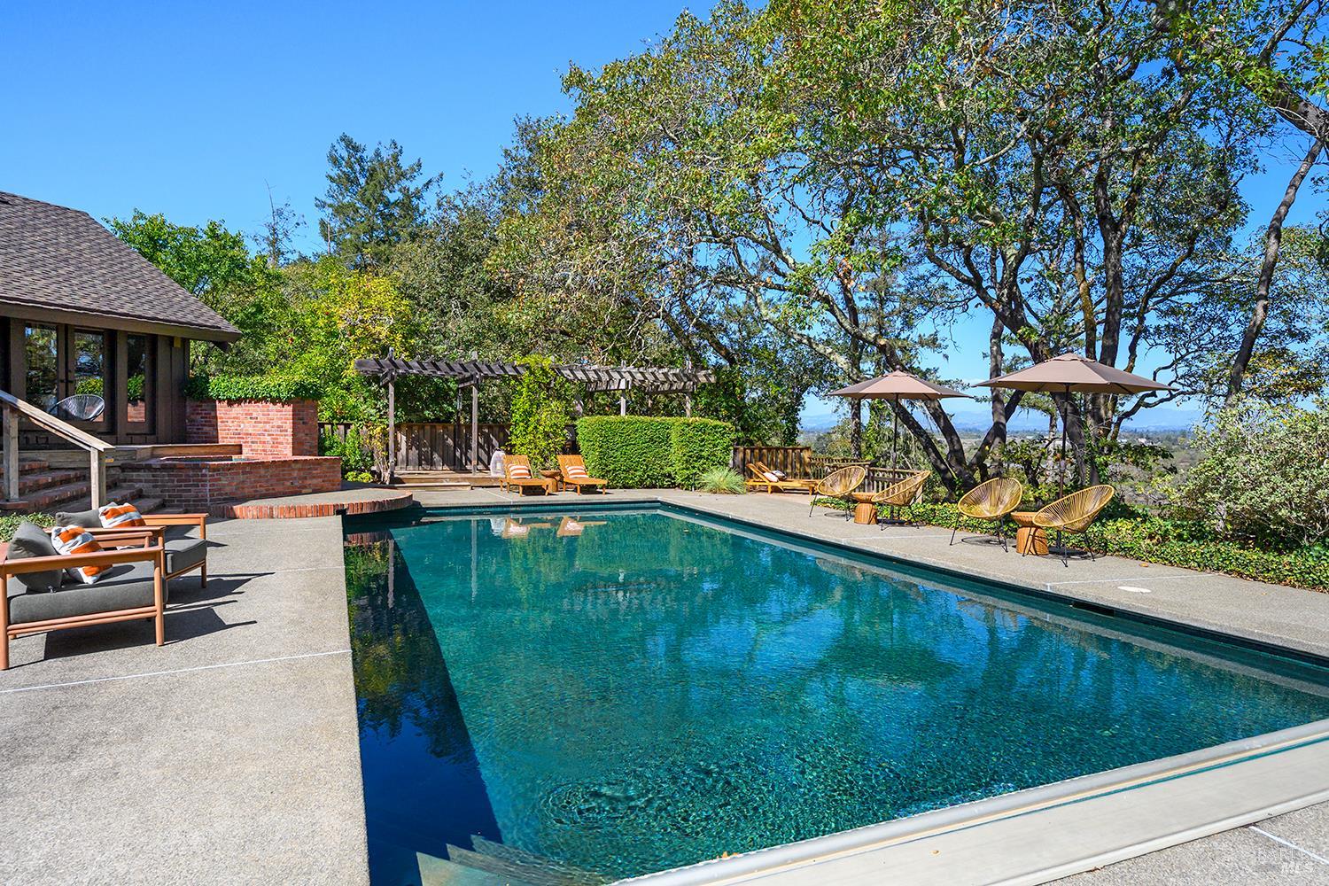 1680 High School Road Sebastopol CA 95472