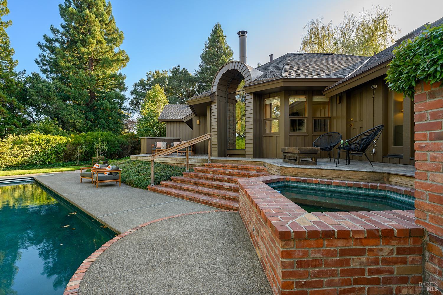1680 High School Road Sebastopol CA 95472
