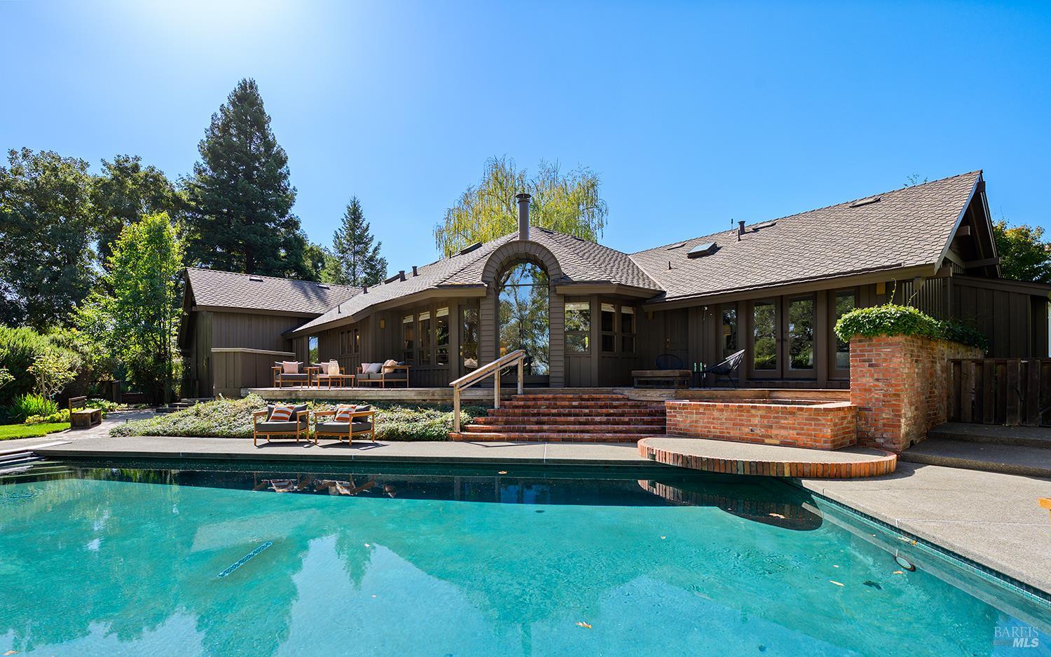 1680 High School Road Sebastopol CA 95472