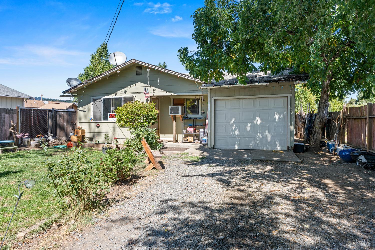 490 Della Avenue Willits CA 95490