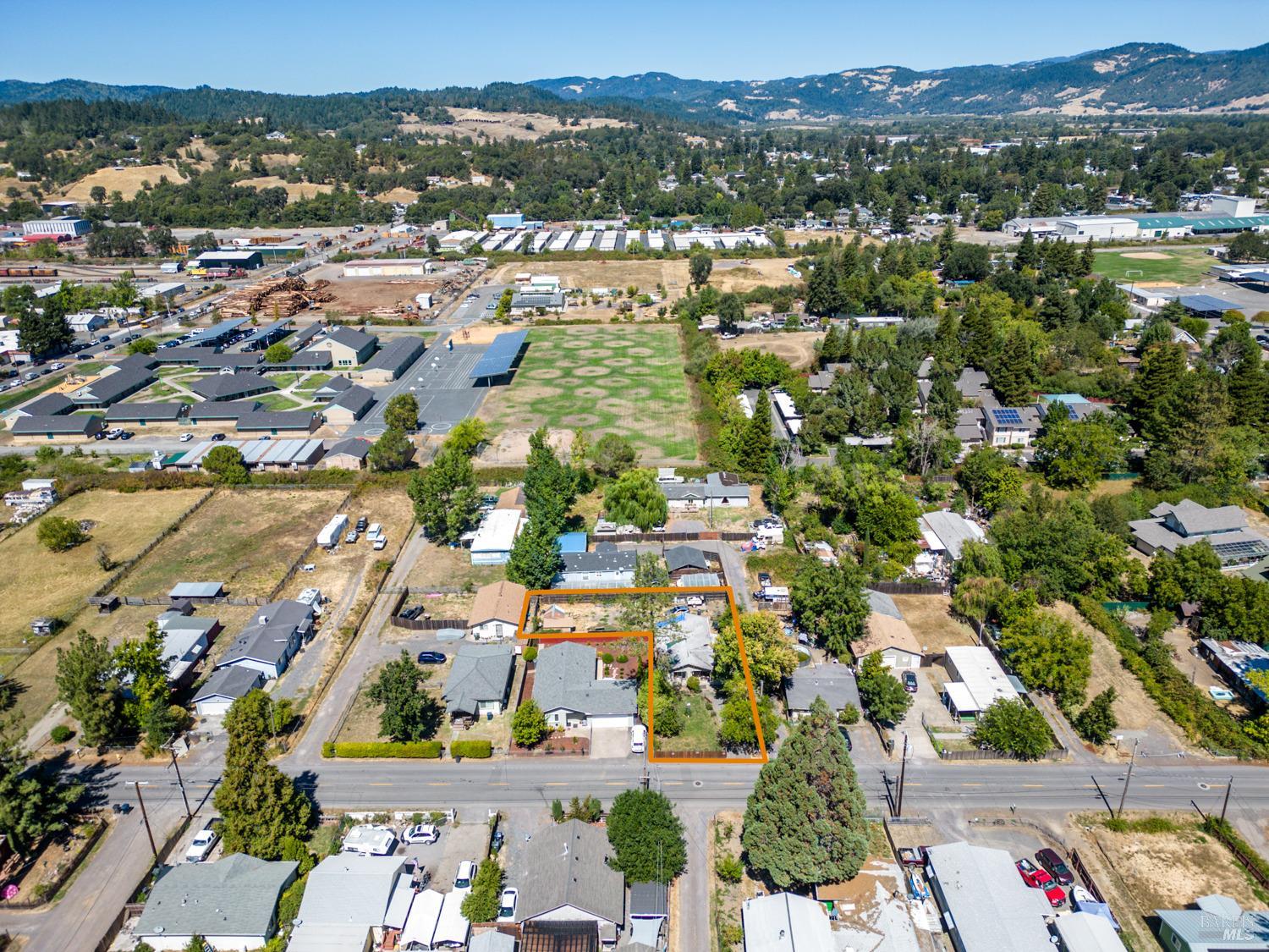 490 Della Avenue Willits CA 95490