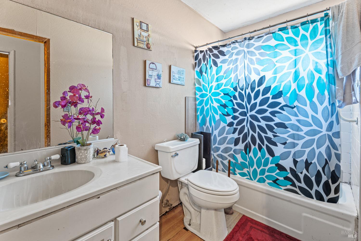 490 Della Avenue Willits CA 95490