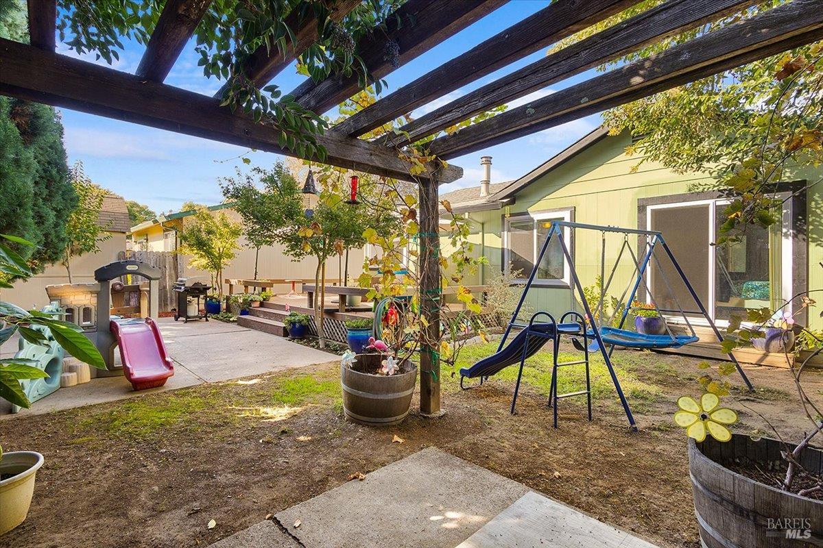 2456 Copperfield Drive Santa Rosa CA 95401