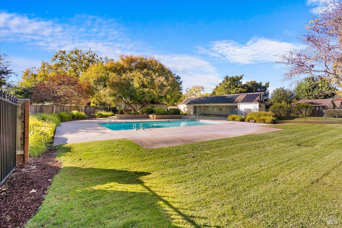 2456 Copperfield Drive Santa Rosa CA 95401