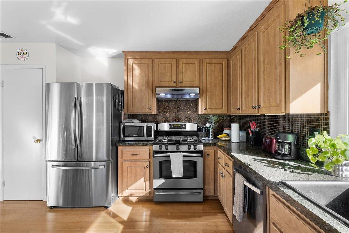 2456 Copperfield Drive Santa Rosa CA 95401