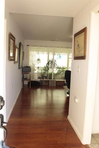 11 Oakgreen Santa Rosa CA 95409