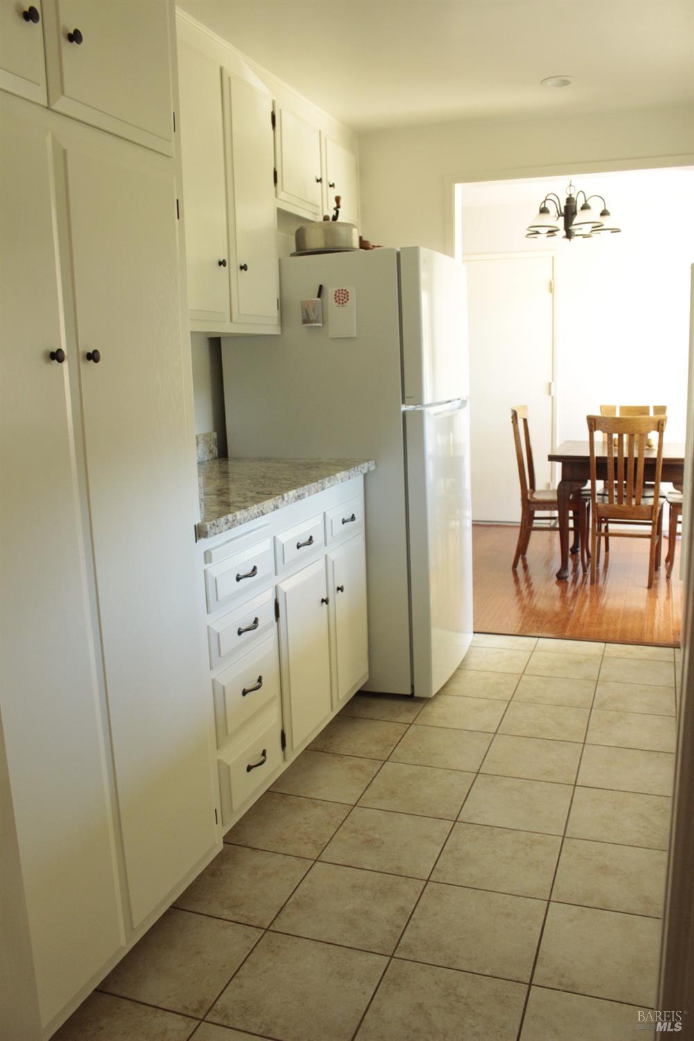 11 Oakgreen Santa Rosa CA 95409