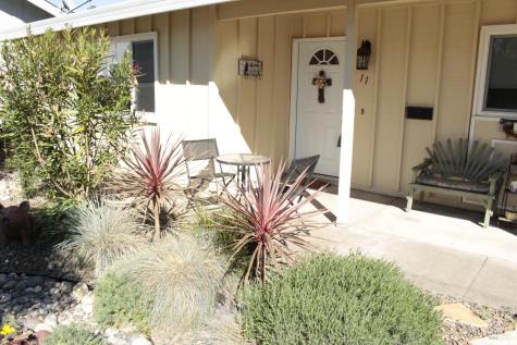 11 Oakgreen Santa Rosa CA 95409
