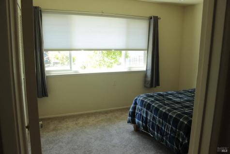 11 Oakgreen Santa Rosa CA 95409