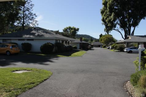 11 Oakgreen Santa Rosa CA 95409