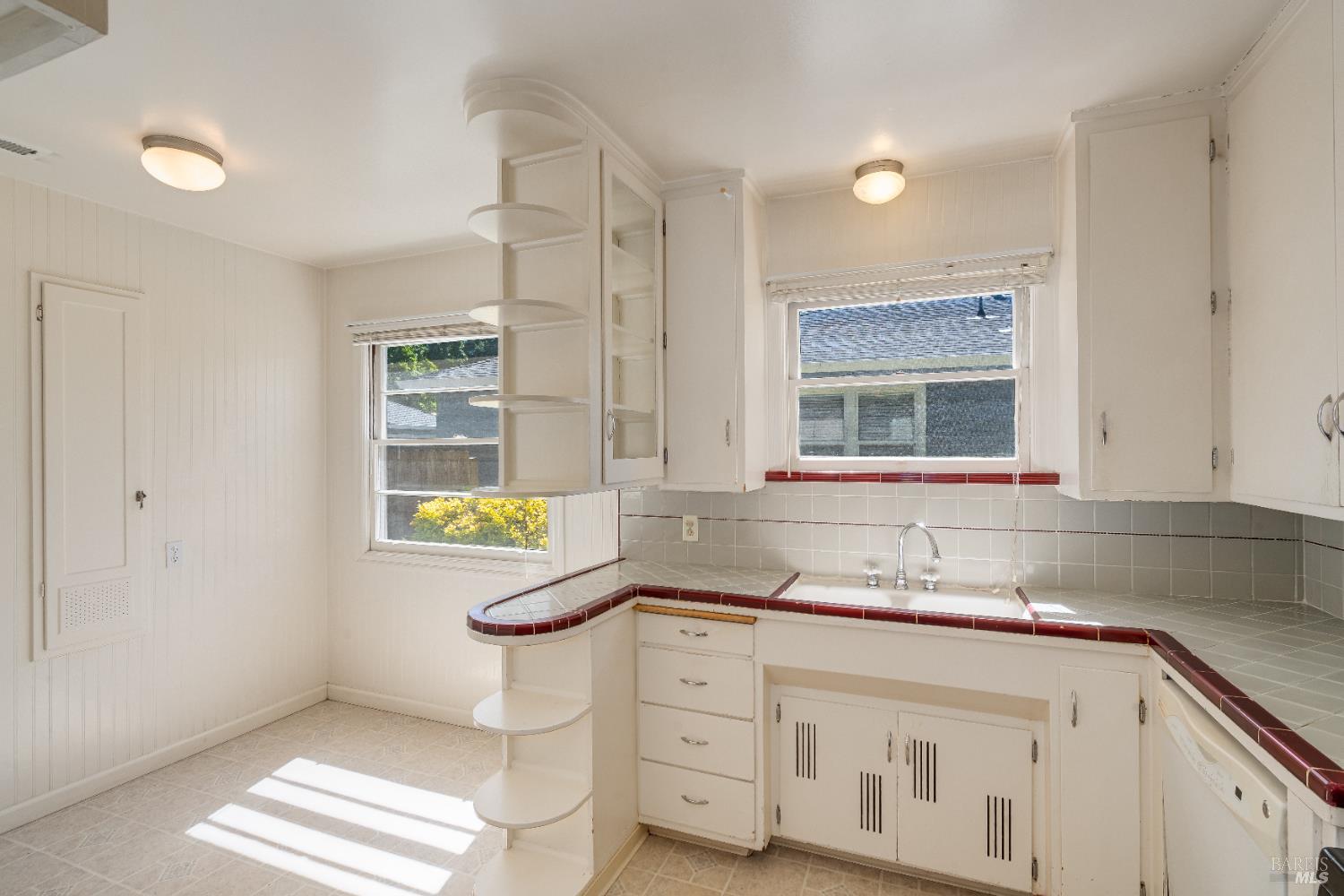1034 Stewart Street Santa Rosa CA 95404