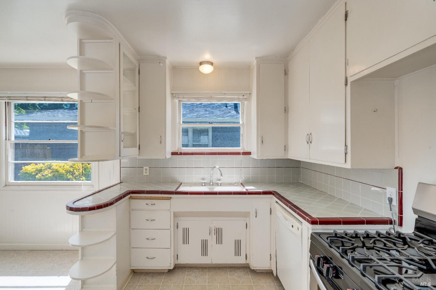 1034 Stewart Street Santa Rosa CA 95404