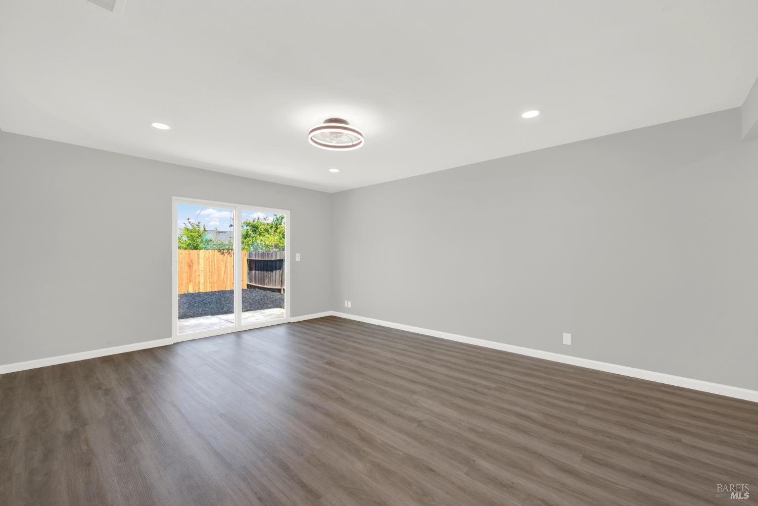 70 Novato Drive Vacaville CA 95688