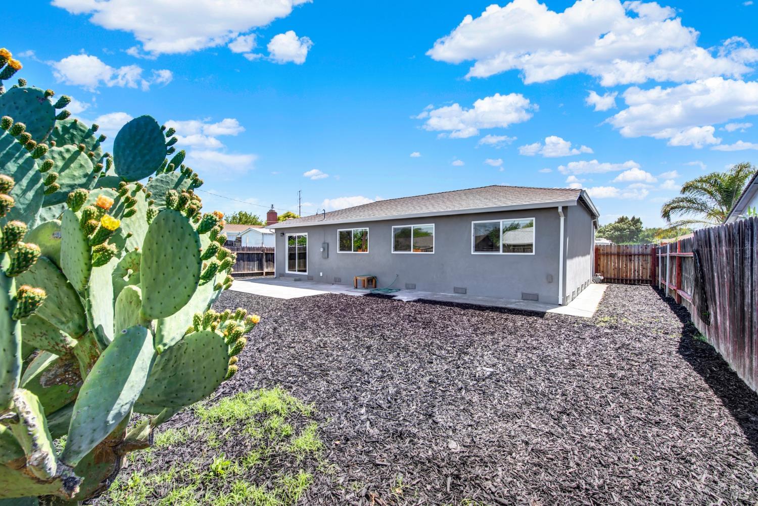 70 Novato Drive Vacaville CA 95688