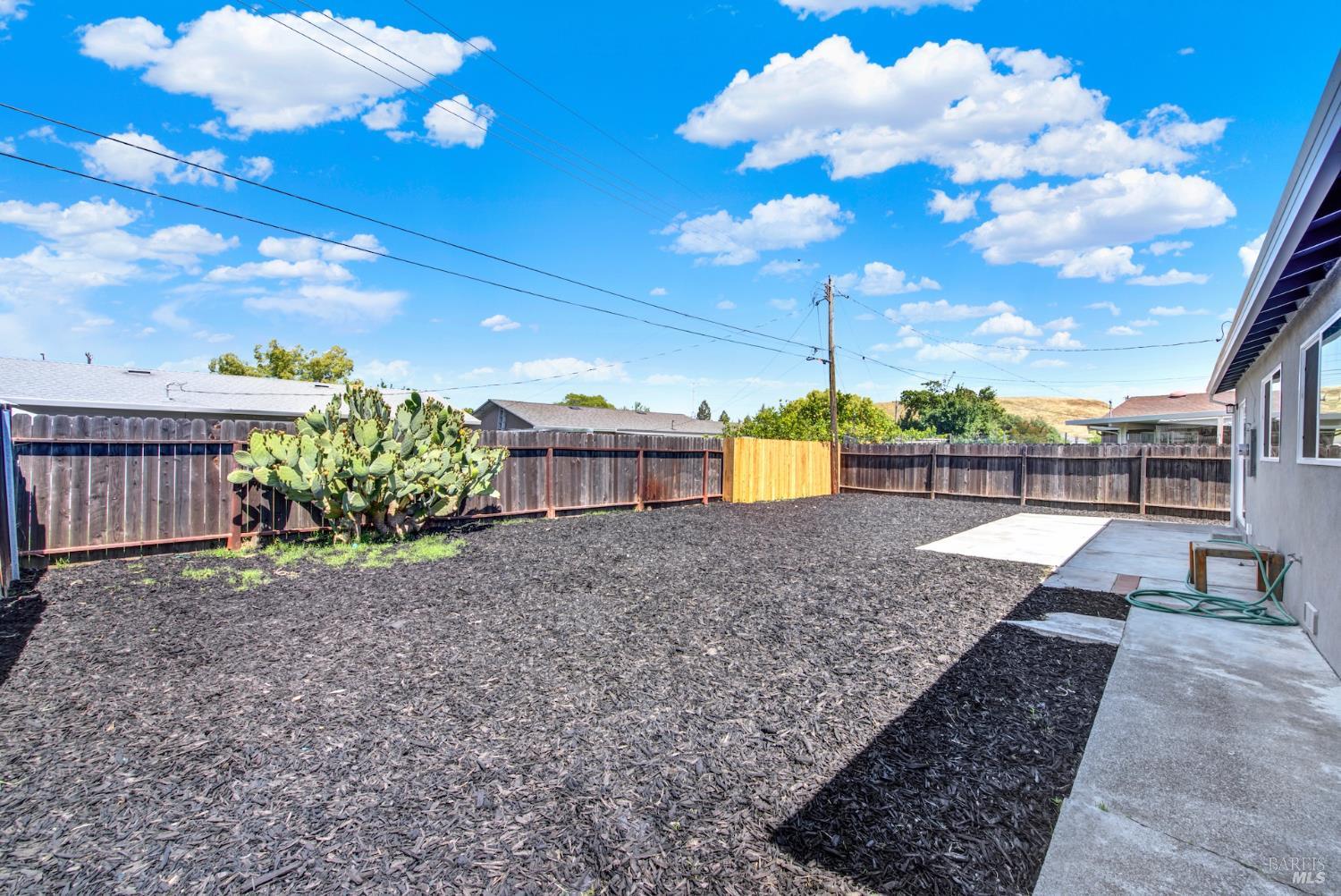 70 Novato Drive Vacaville CA 95688