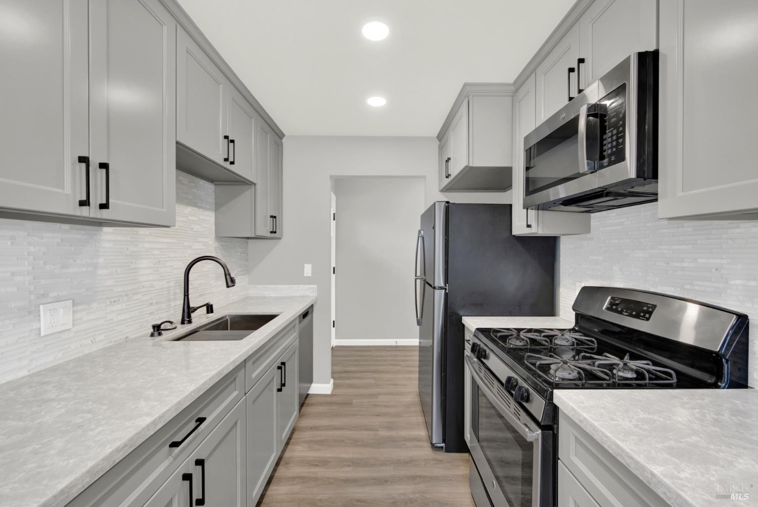 70 Novato Drive Vacaville CA 95688