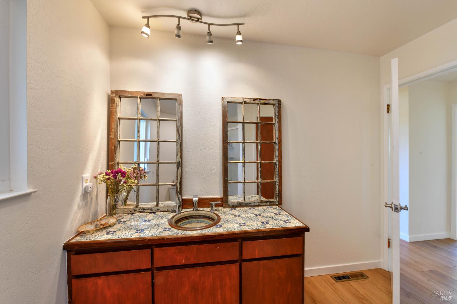 17698 Healdsburg Avenue Healdsburg CA 95448