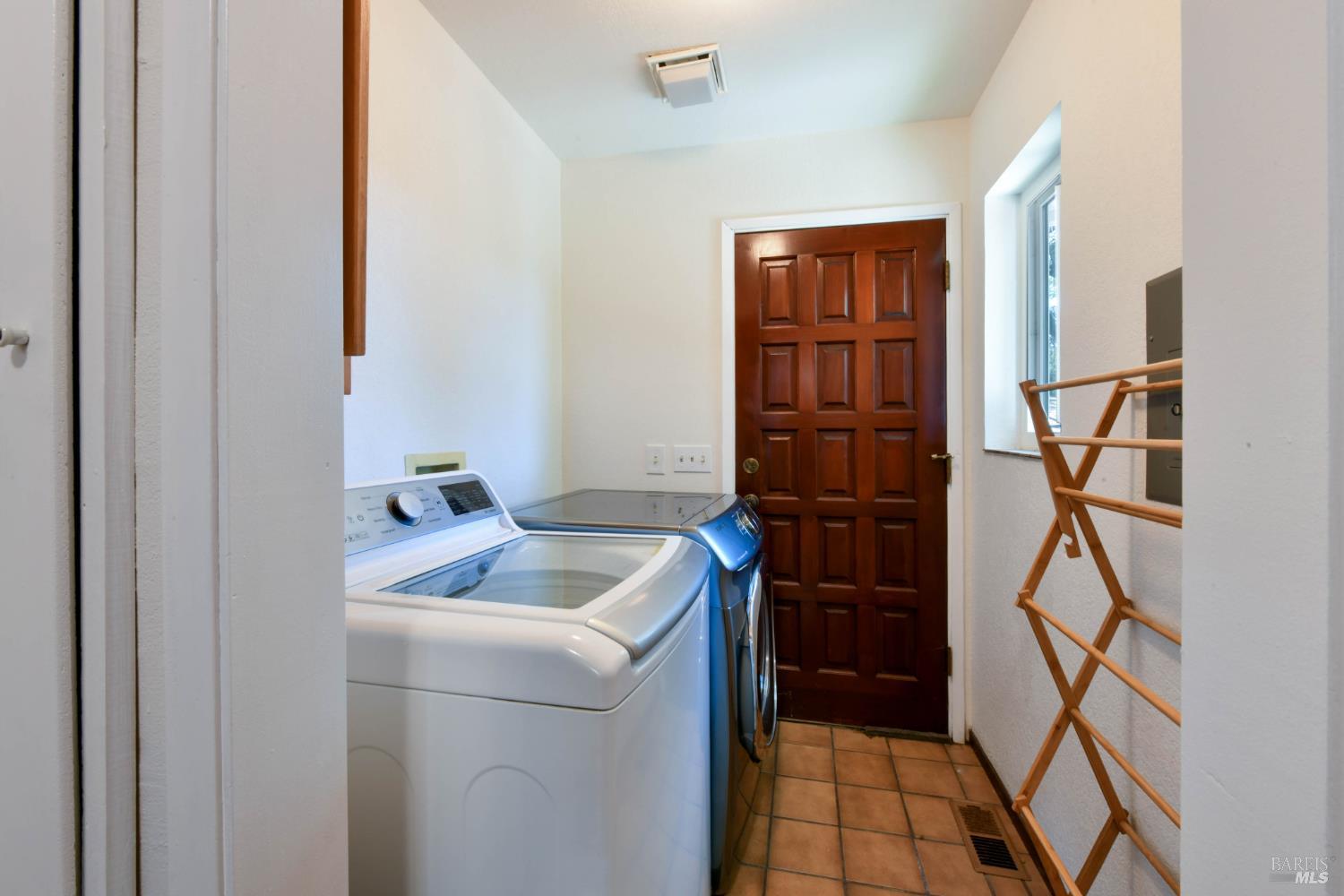 17698 Healdsburg Avenue Healdsburg CA 95448