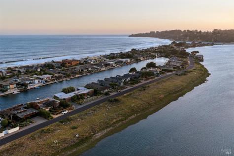 177 Dipsea Road Stinson Beach CA 94970