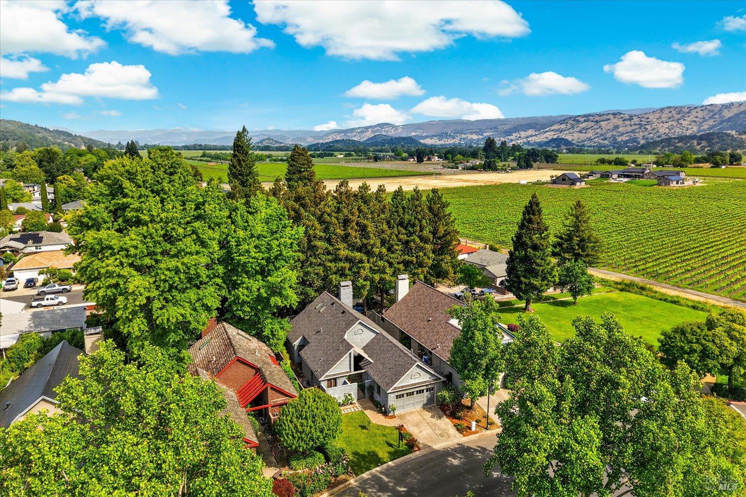 1866 Oak Circle Yountville CA 94599