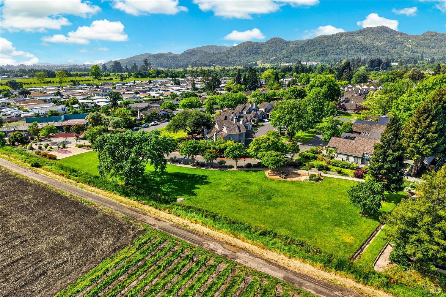 1866 Oak Circle Yountville CA 94599