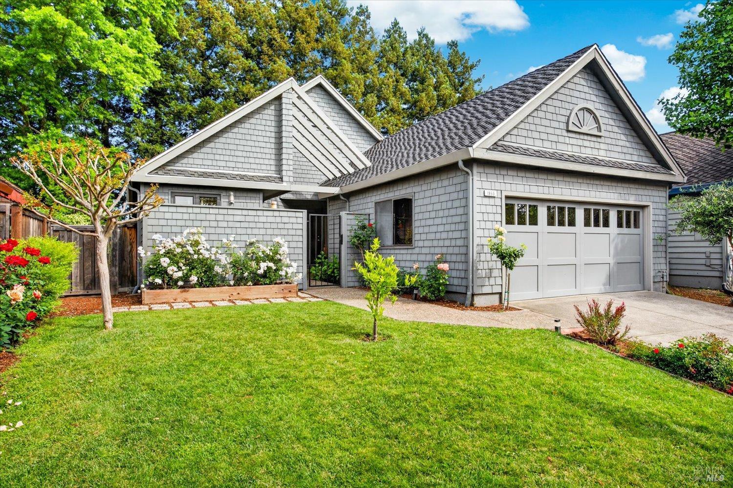 1866 Oak Circle Yountville CA 94599