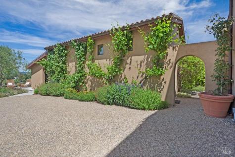 Healdsburg CA 95448