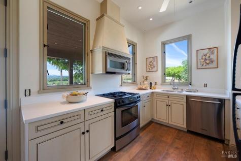 Healdsburg CA 95448