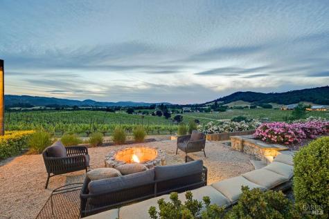 Healdsburg CA 95448