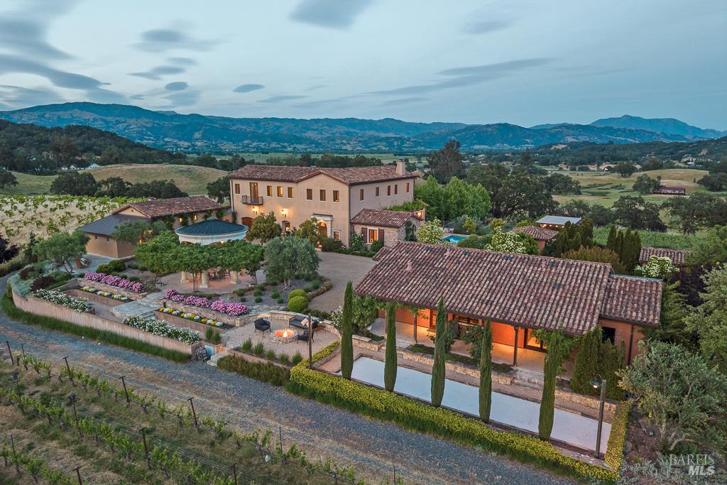 Healdsburg CA 95448