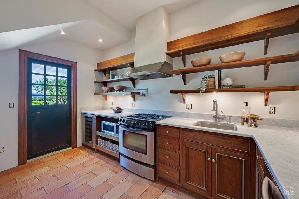 Healdsburg CA 95448