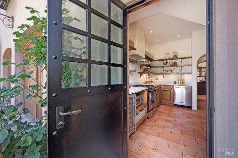 Healdsburg CA 95448