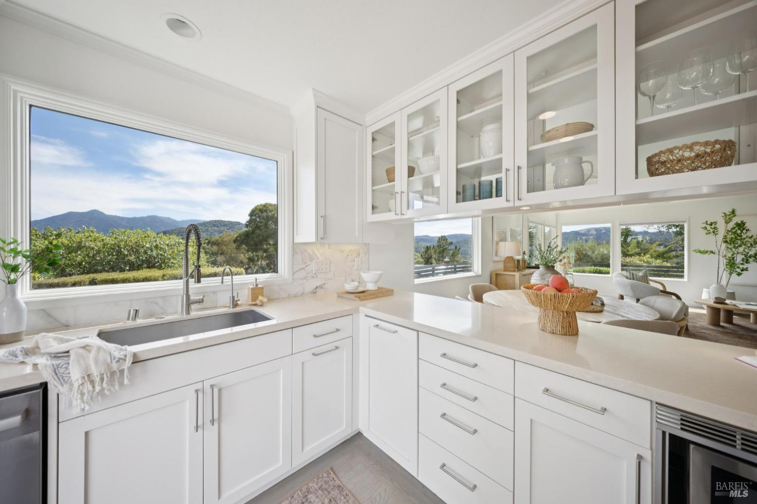 22 Tomahawk Drive San Anselmo CA 94960