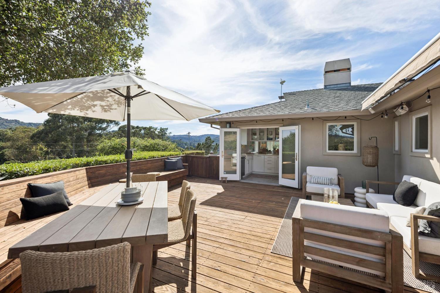 22 Tomahawk Drive San Anselmo CA 94960