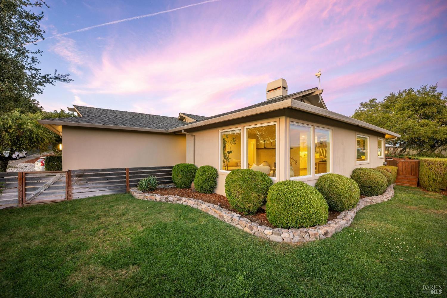 22 Tomahawk Drive San Anselmo CA 94960
