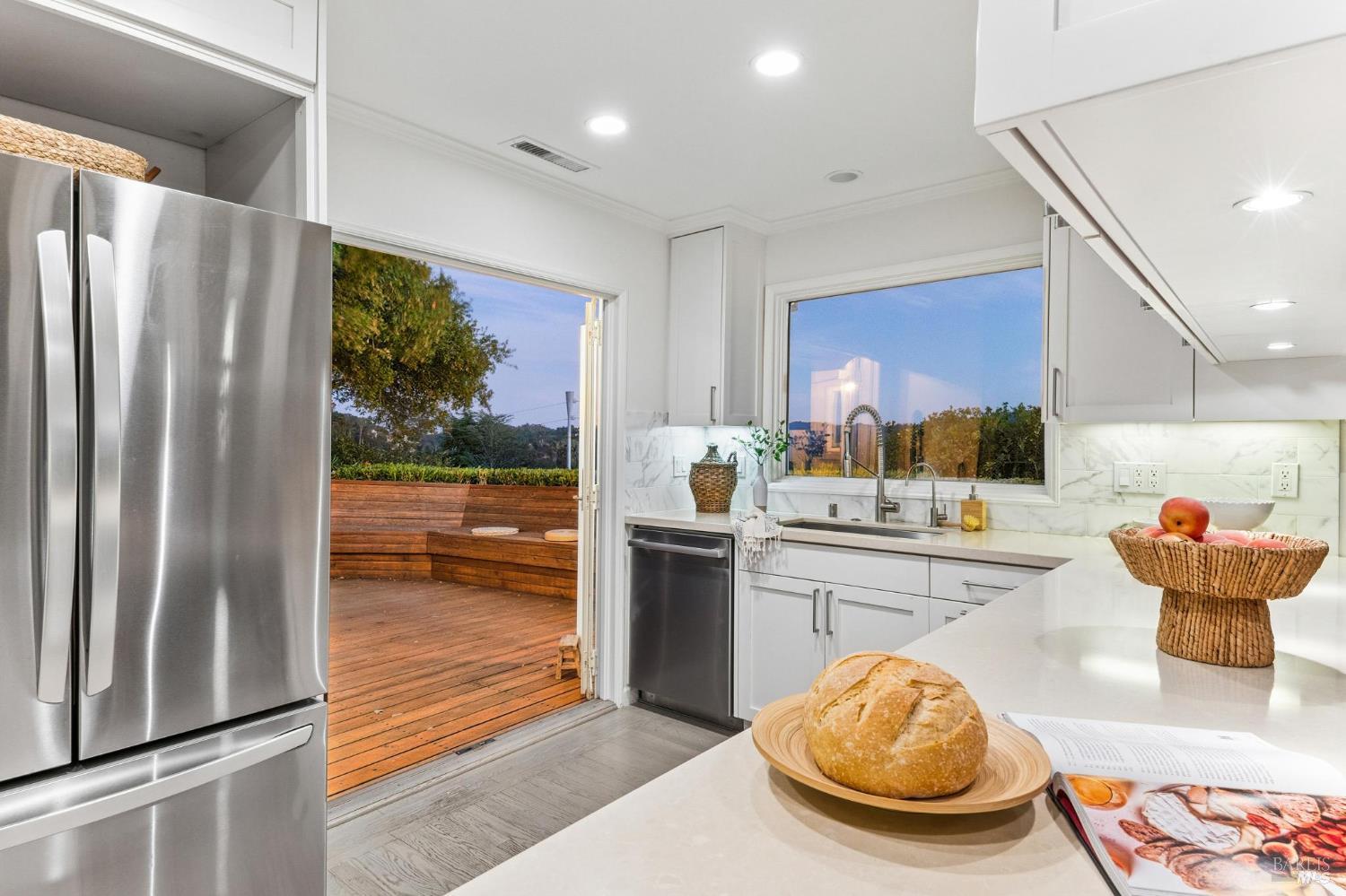 22 Tomahawk Drive San Anselmo CA 94960