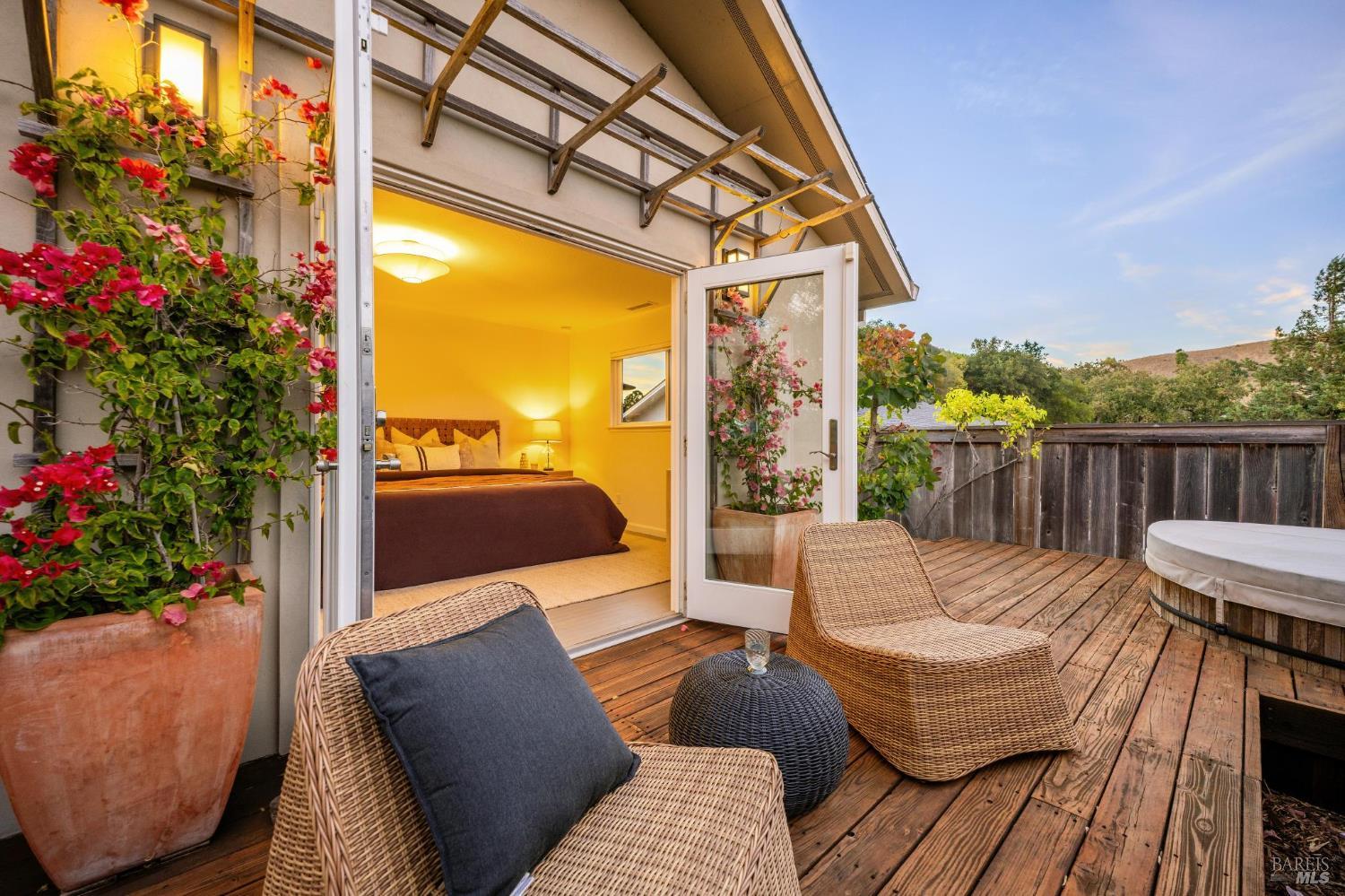22 Tomahawk Drive San Anselmo CA 94960