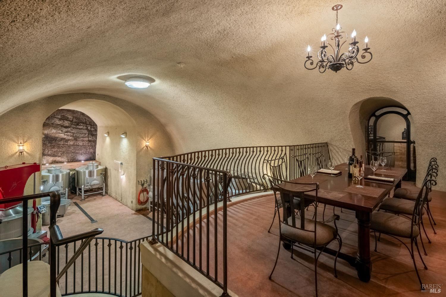 3242 Silverado Trail N St. Helena CA 94574