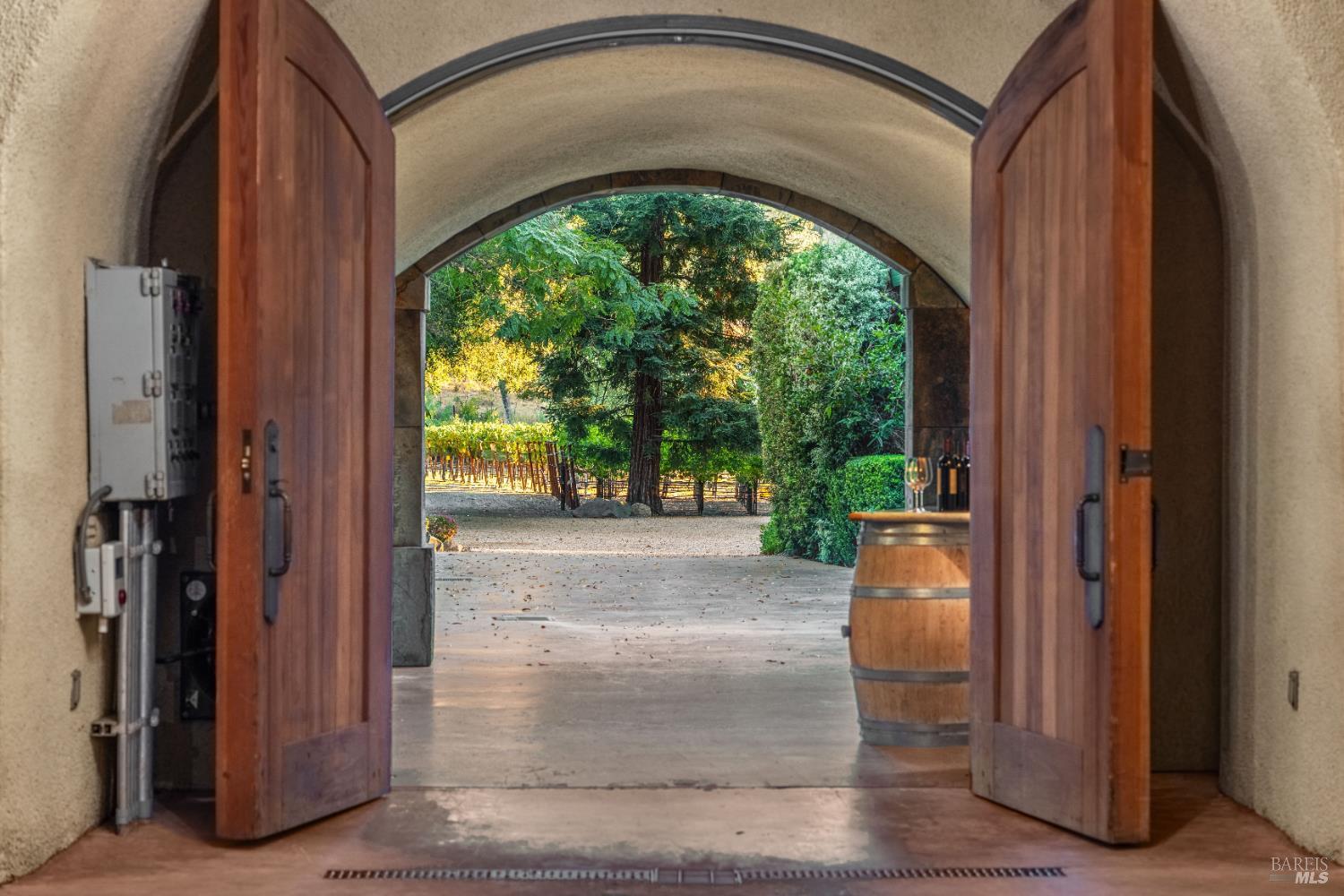 3242 Silverado Trail N St. Helena CA 94574