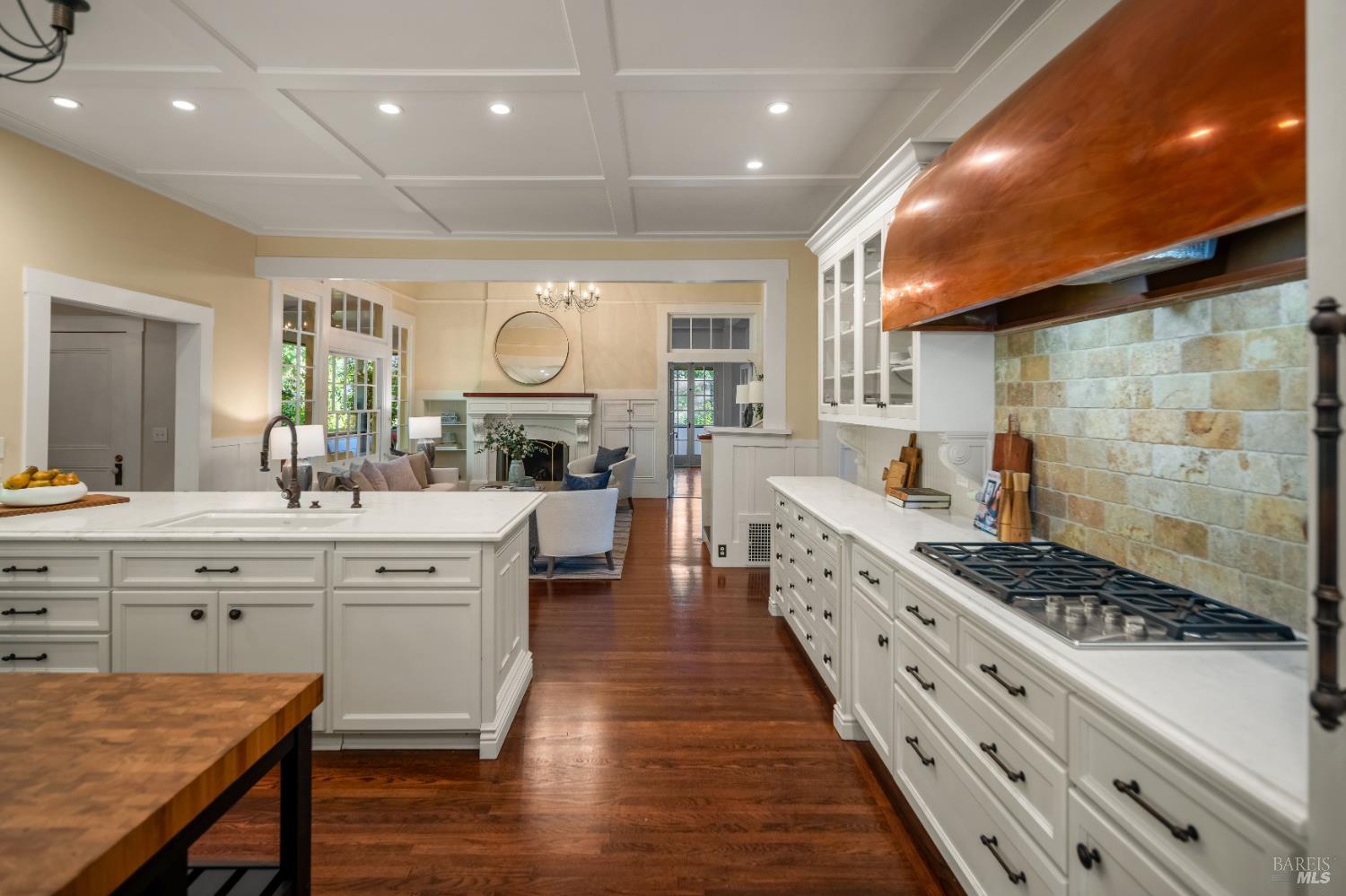 3242 Silverado Trail N St. Helena CA 94574