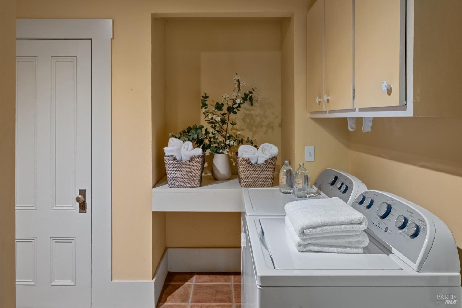 3242 Silverado Trail N St. Helena CA 94574