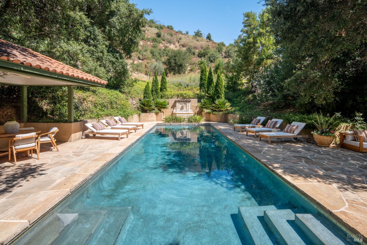 3242 Silverado Trail N St. Helena CA 94574