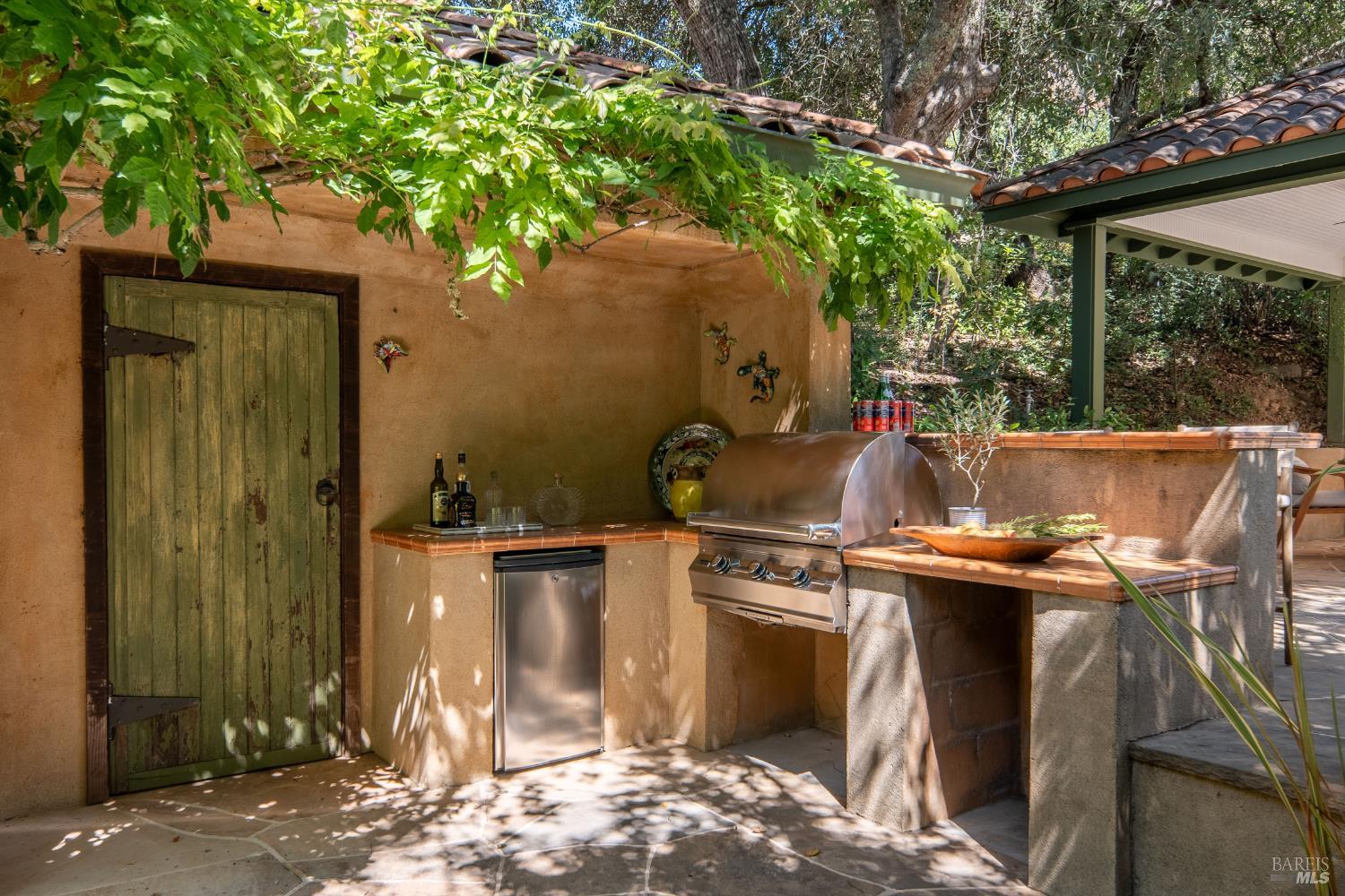 3242 Silverado Trail N St. Helena CA 94574